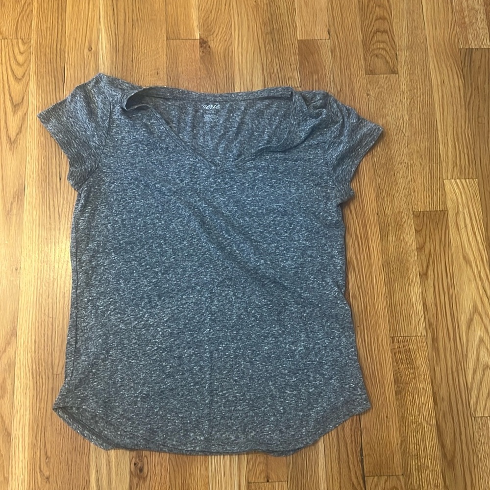 Super Soft Aerie Gray V-Neck Tee Cotton Blend